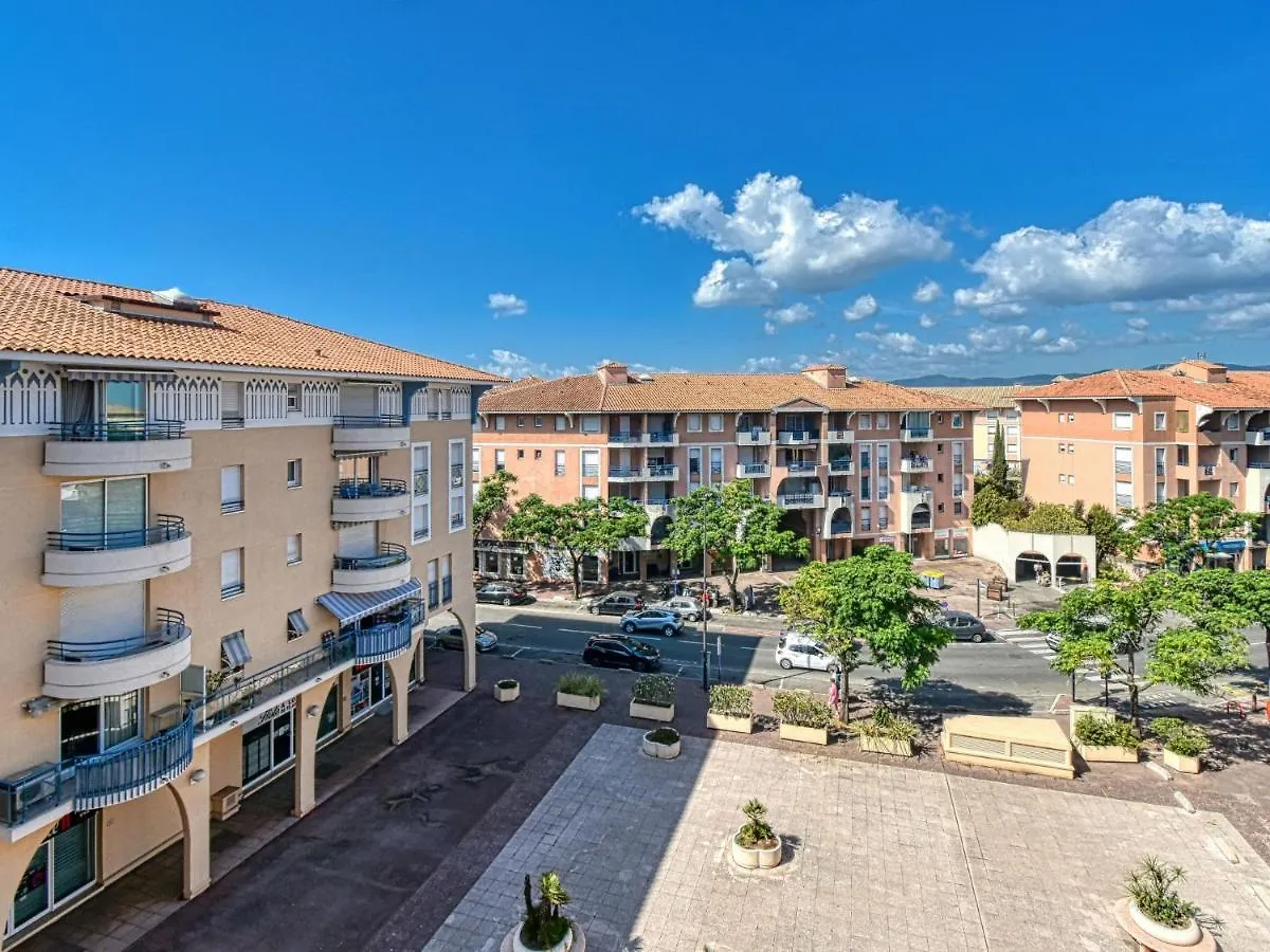 Apartment Le Paladien By Interhome Frejus France