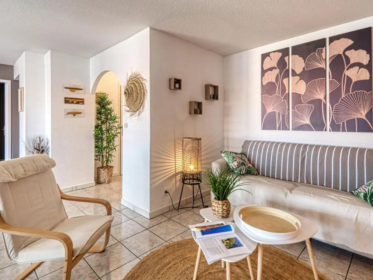 Apartment Le Paladien By Interhome Frejus